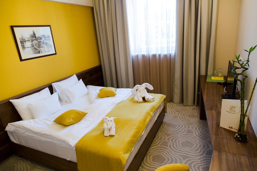 Hotel Jelena Banja Luka Habitación foto
